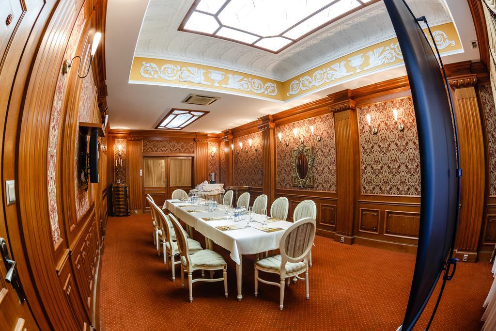 凯莱spa酒店 Przemyśl 外观 照片